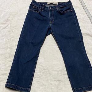 GAP Women's Dark Blue Capri boot cut